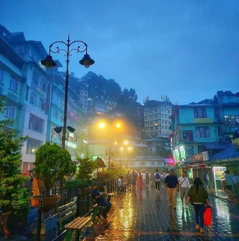 3 Night 4 Days Gangtok and Lachen Family Tour